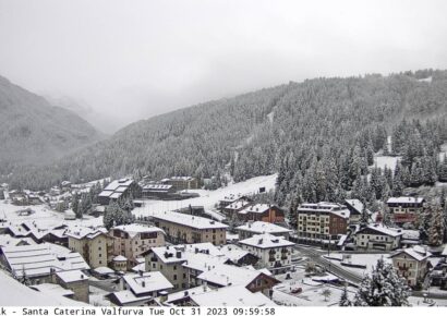 Torna la neve sulle Alpi, nevicate fino a 1700 metri e prime aperture degli impianti sciistici
